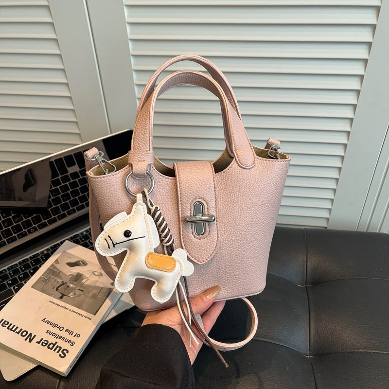 Niche Solid Color Design Advanced Sweet Western Style Trendy Bucket Bag