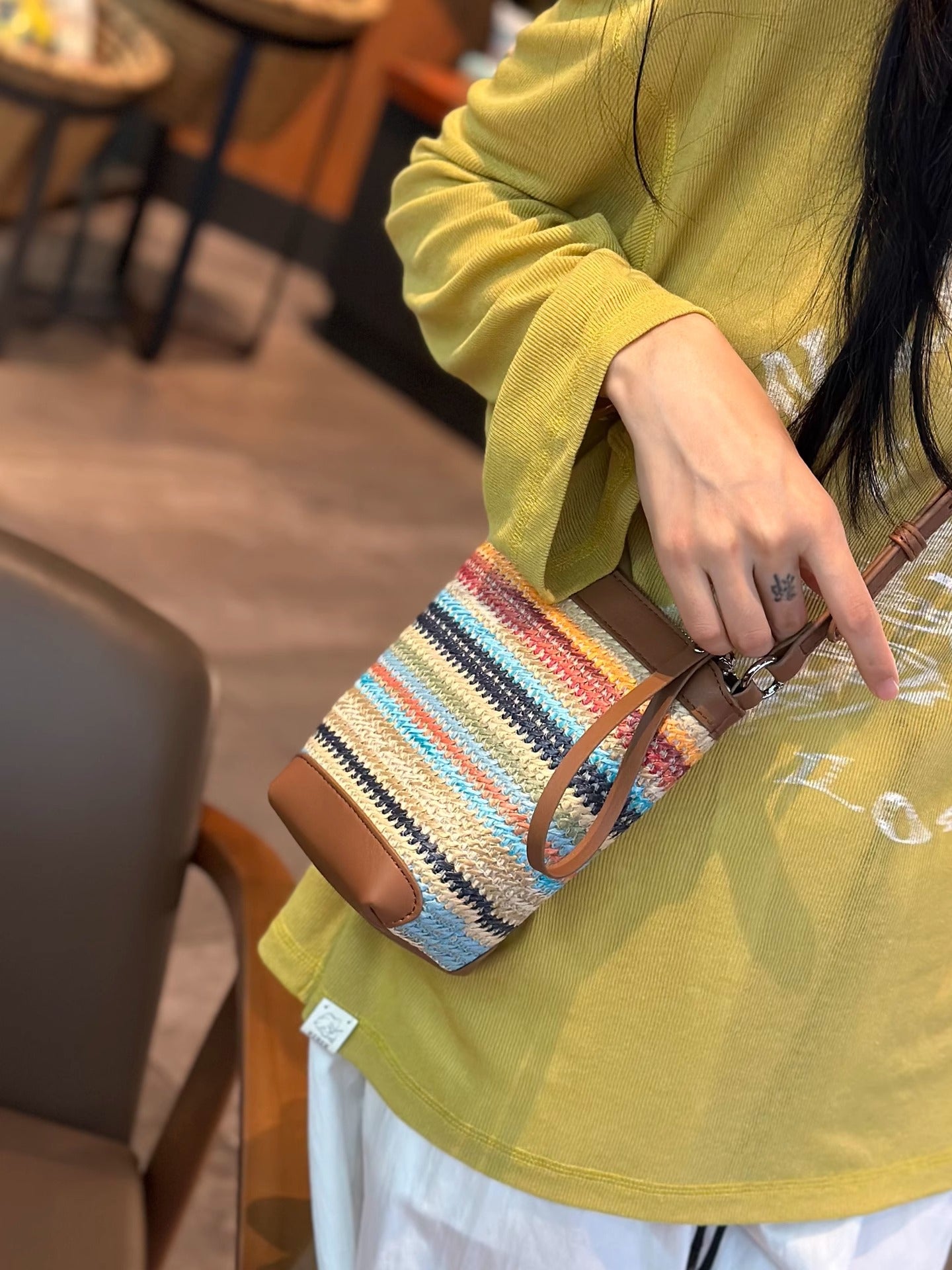 Women's Summer Raffia With Cowhide Woven Niche Women's Messenger Bag