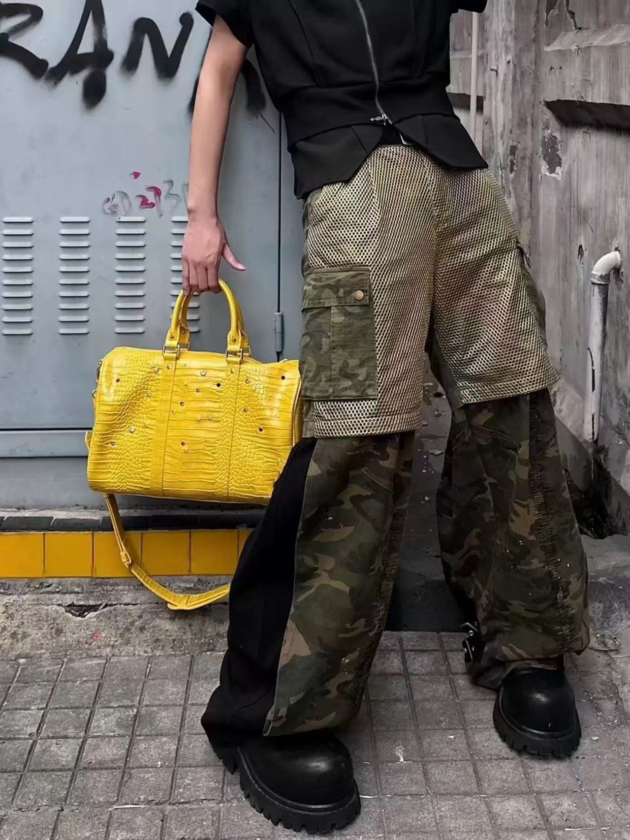 Yellow Crocodile Pattern Road Color Diamond Inlaid American Women's Messenger Bag