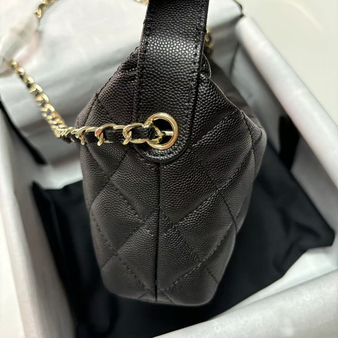 Rhombus Chain Cowhide Lunch Box Mini Fashion Underarm Bag