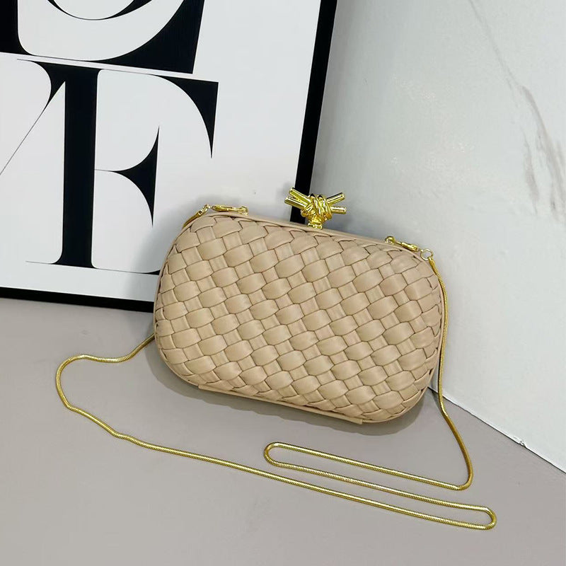 Women's Hand-woven Metal Chain Light Luxury Banquet Women's Shoulder Bag