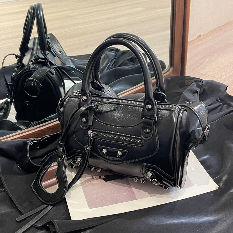Fashion Retro Rivet Trendy Cool Motorcycle Women's Messenger Bag