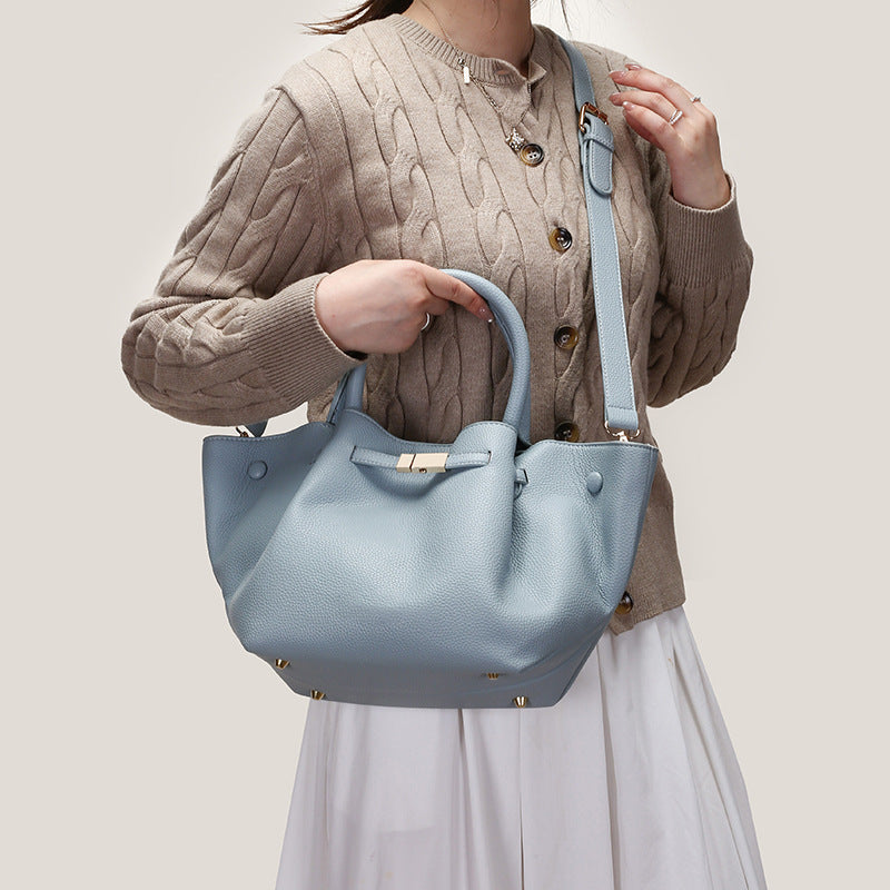 Women's Style Fashion Pleated Commuter Wings Simple Western Tote Bags