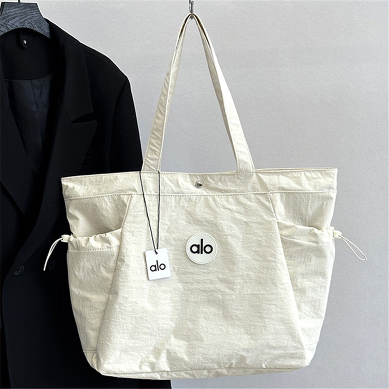 Women's Large Capacity Lightweight Commuter Fashion Tote Bag