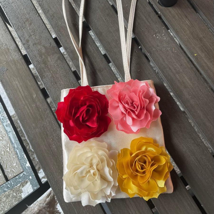 Attractive Niche Three-dimensional Rose Flower Satin Women's Shoulder Bag