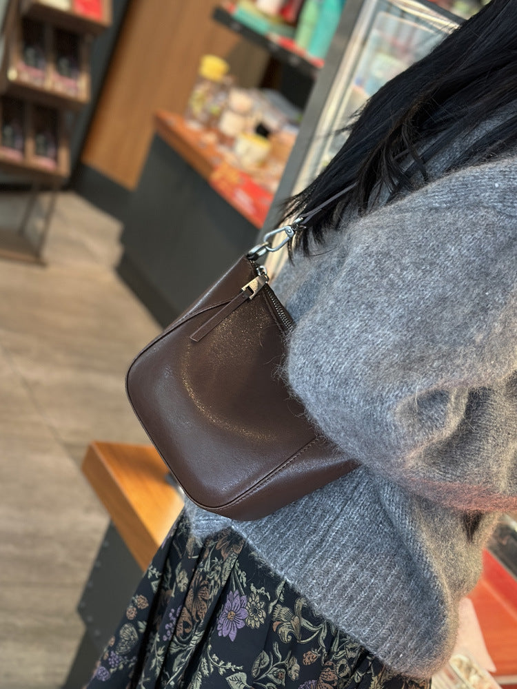 Women's Genuine Leather High-grade Niche First Layer Women's Messenger Bag
