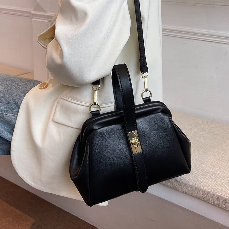 Women's High Sense Design Fashion Retro Textured Bags