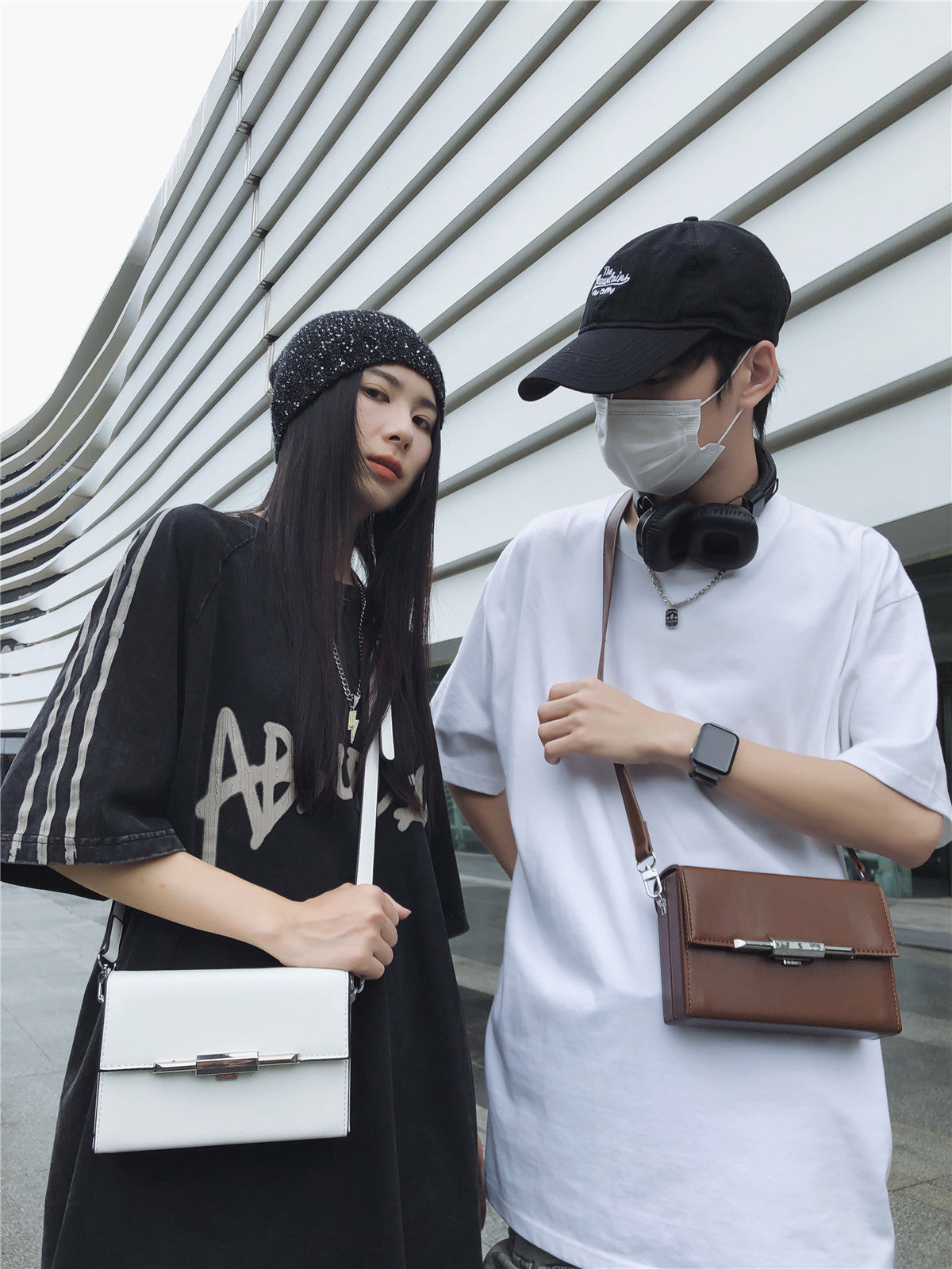 Men's & Women's High-grade Niche Design Korean Leather For Men's Messenger Bag