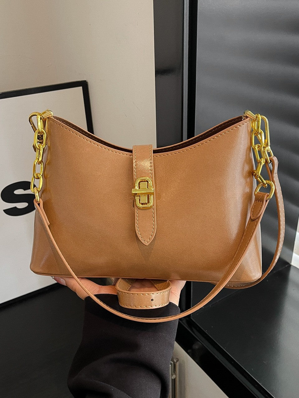 Versatile Women's Retro Minority Underarm Commuter Women's Shoulder Bag
