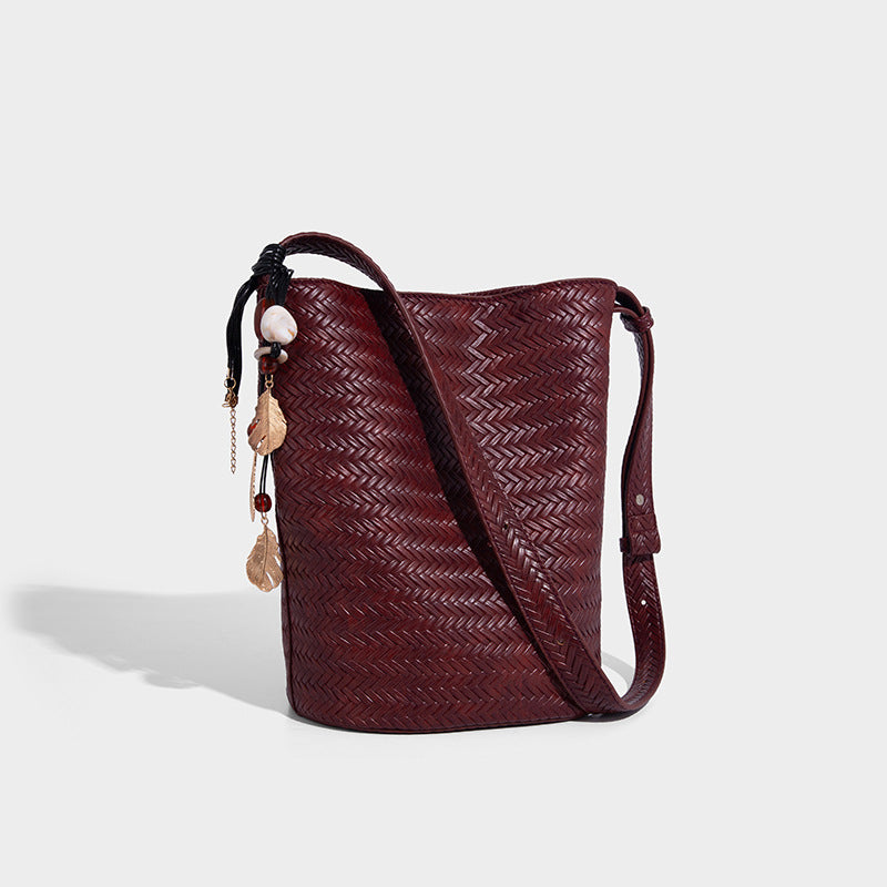 Niche Knitting Retro Affordable Luxury High-grade Bucket Bag