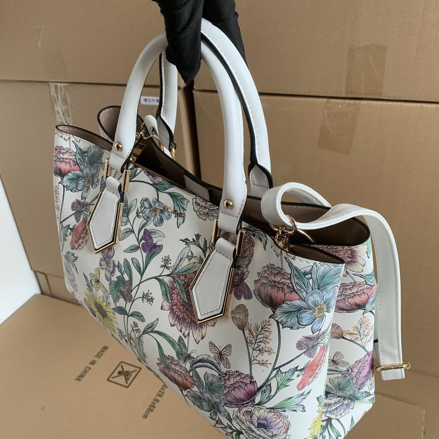 Women's Canada Flower Trend Texture Large Capacity Shoulder Bags