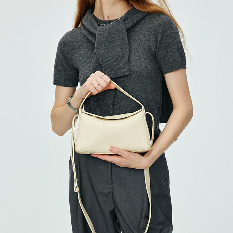 Women's Spring First Layer Cowhide Retro Commuter Shoulder Bags
