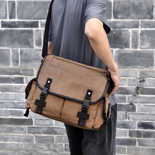Men's Retro Flip Canvas Large Capacity Commute Bags