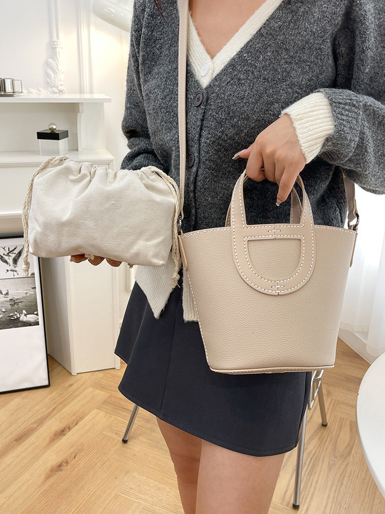 Pig Nose Hand-woven Homemade Material Relief Bucket Bag