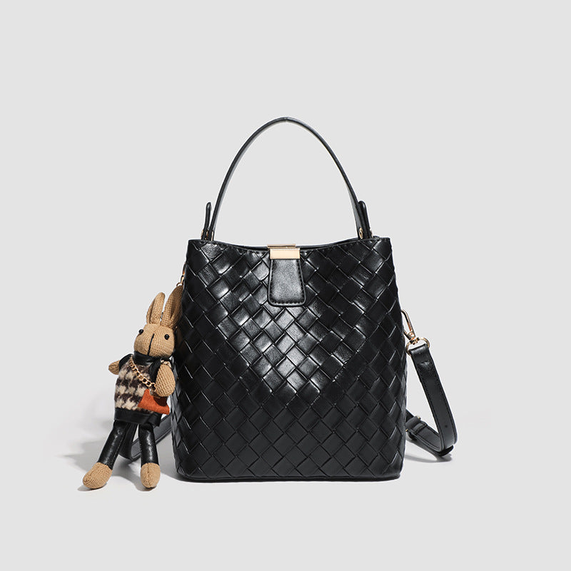 Attractive Women's Fashion High Sense Woven Shoulder Bags