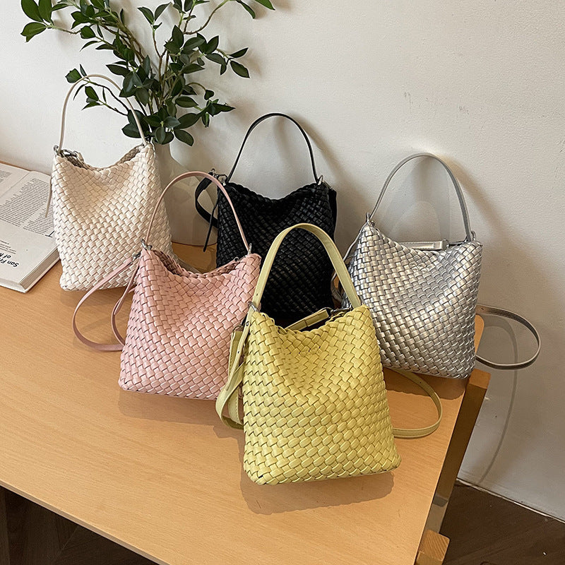 Gun Hand-woven High-grade Hand Carrying Portable Fashion Bucket Bag