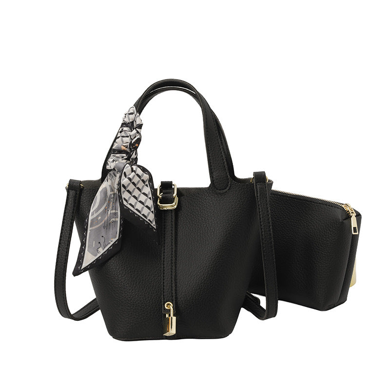 Lychee Pattern Vegetable Basket Trendy Simple Bucket Bag