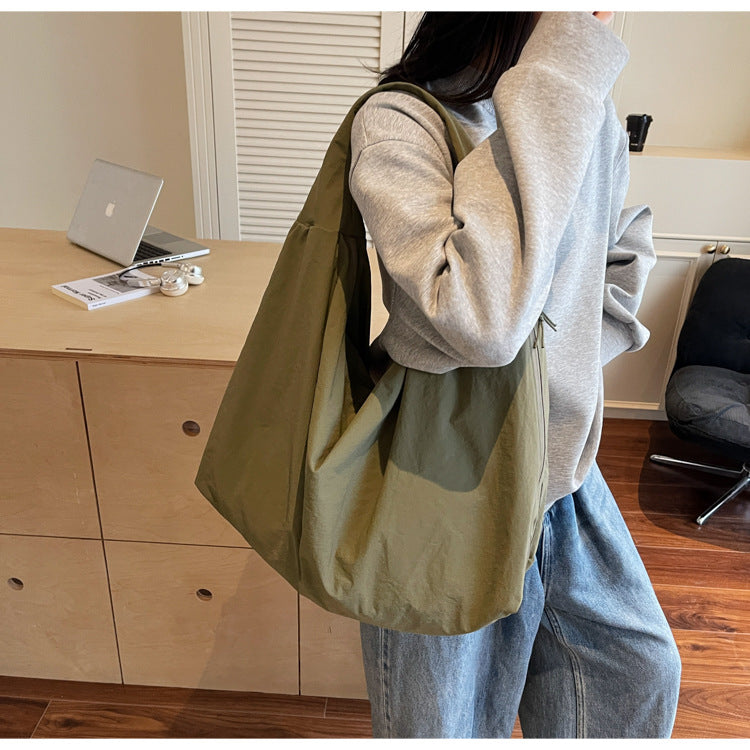 Women's Versatile Large Capacity Commuter Fashion Canvas Women's Shoulder Bag