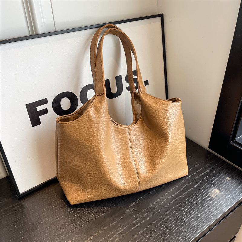 Women's Retro Commuter Fashion Niche Underarm High-grade Large Tote Bag