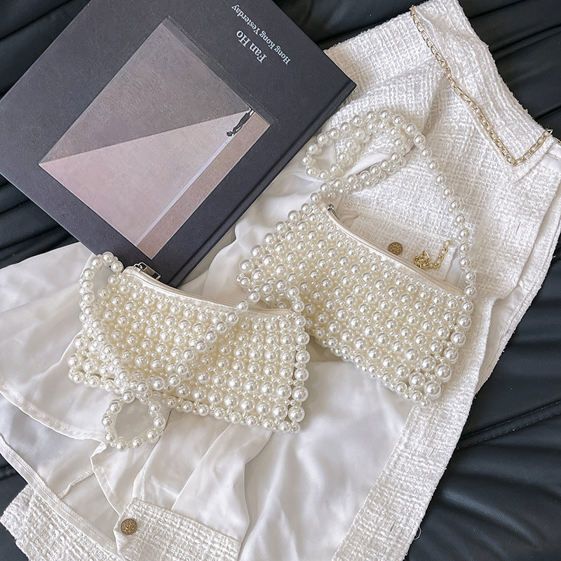 Women's Pearl Fashion Simple Style Woven Handmade Underarm Bag