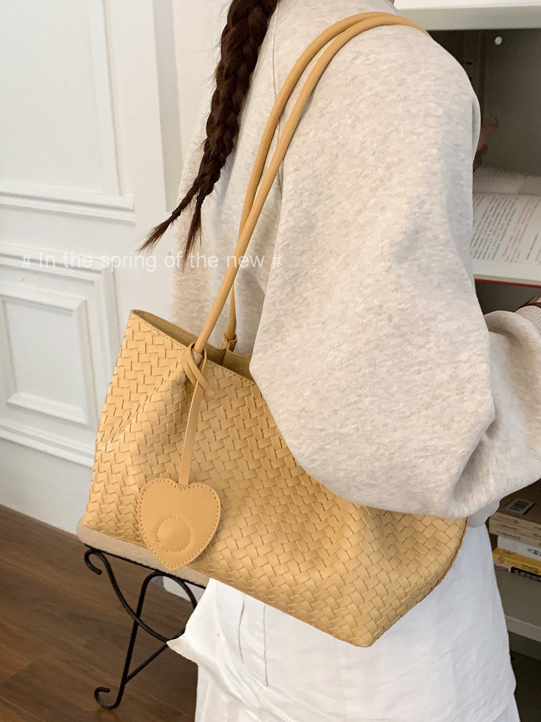 Women's Korean Style High-grade Large Capacity Underarm Woven Portable Tote Bag