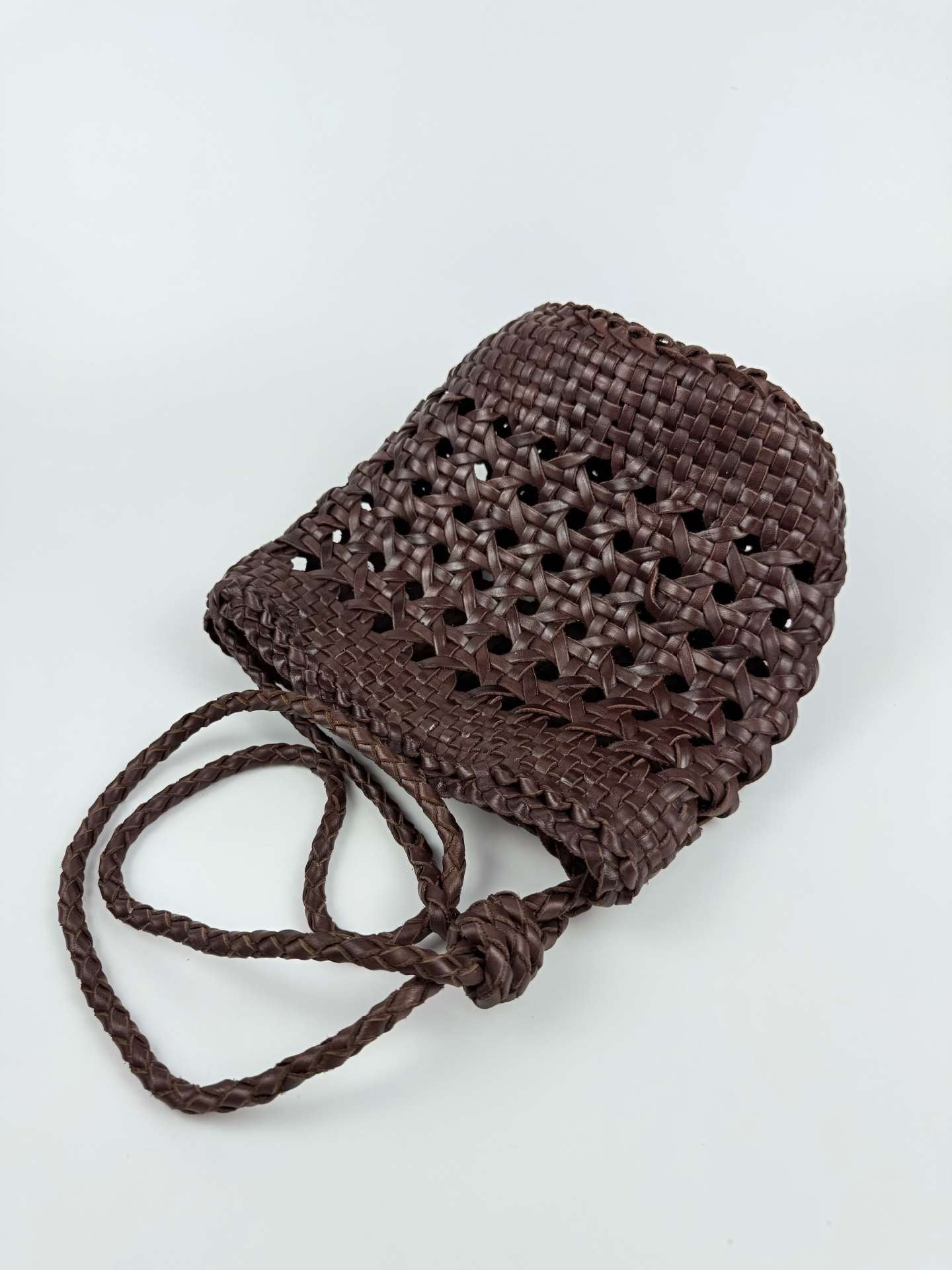 French Woven Vegetable Basket Layer Cowhide Bucket Bag