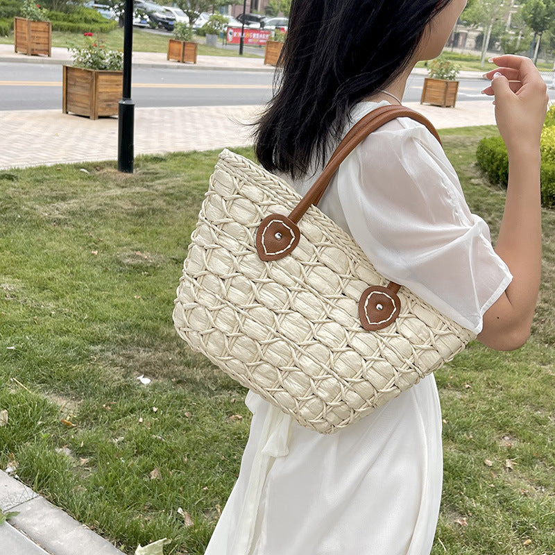 Women's French Rhombus Straw Woven Summer Seaside Vacation Underarm Women's Shoulder Bag