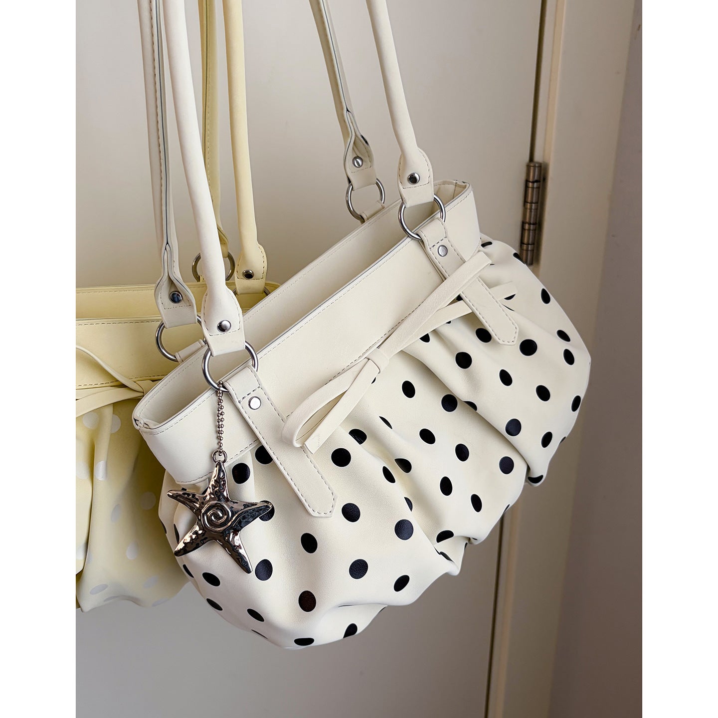 Women's Style Large Capacity Pleated Polka Dot Printing Underarm Bag