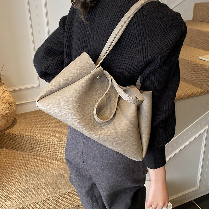 Women's High-grade Lychee Pattern Fashion Style Design Handbags