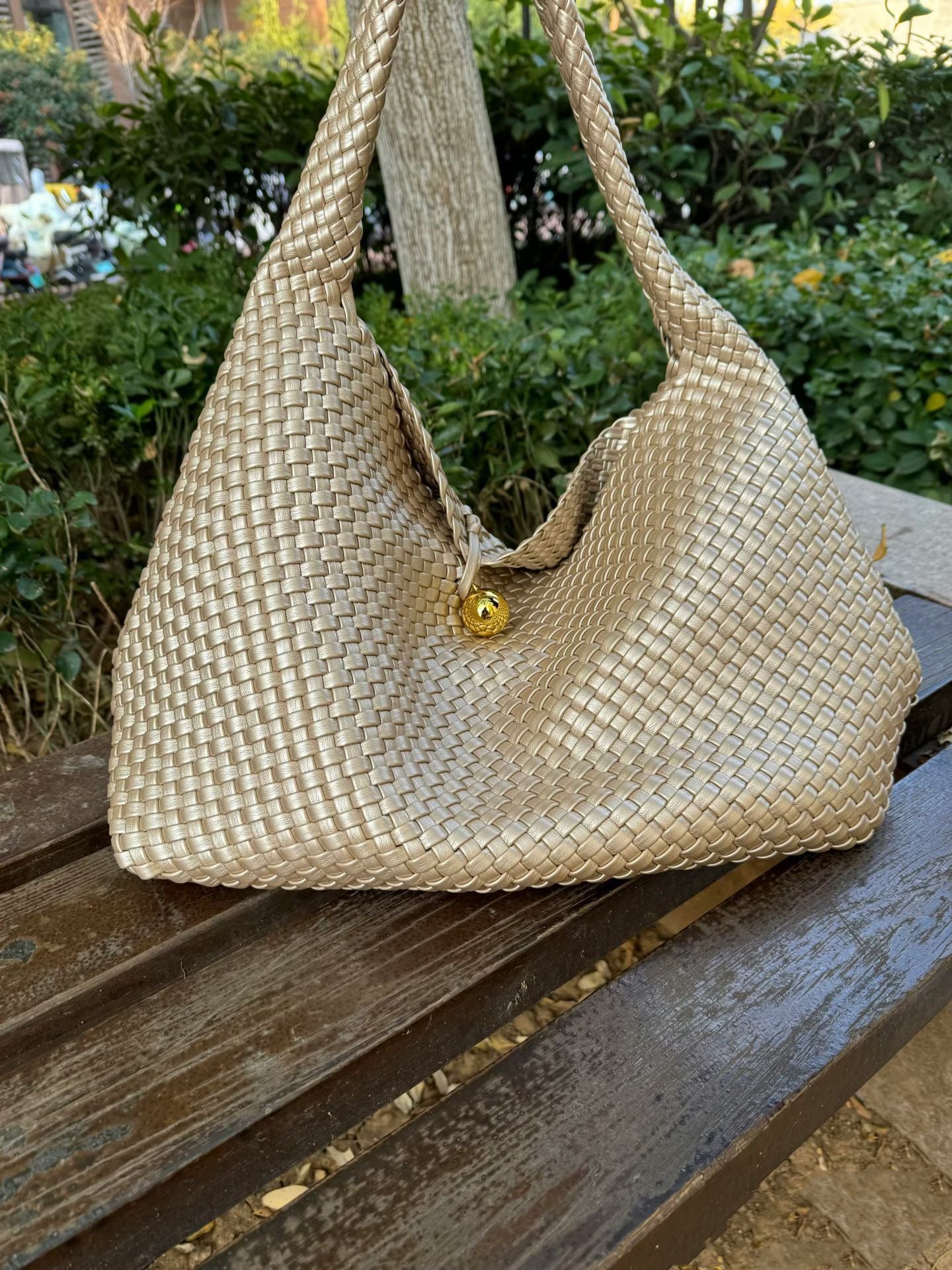 Women's Handmade Woven High Sense Commute Genuine Leather Shoulder Bags