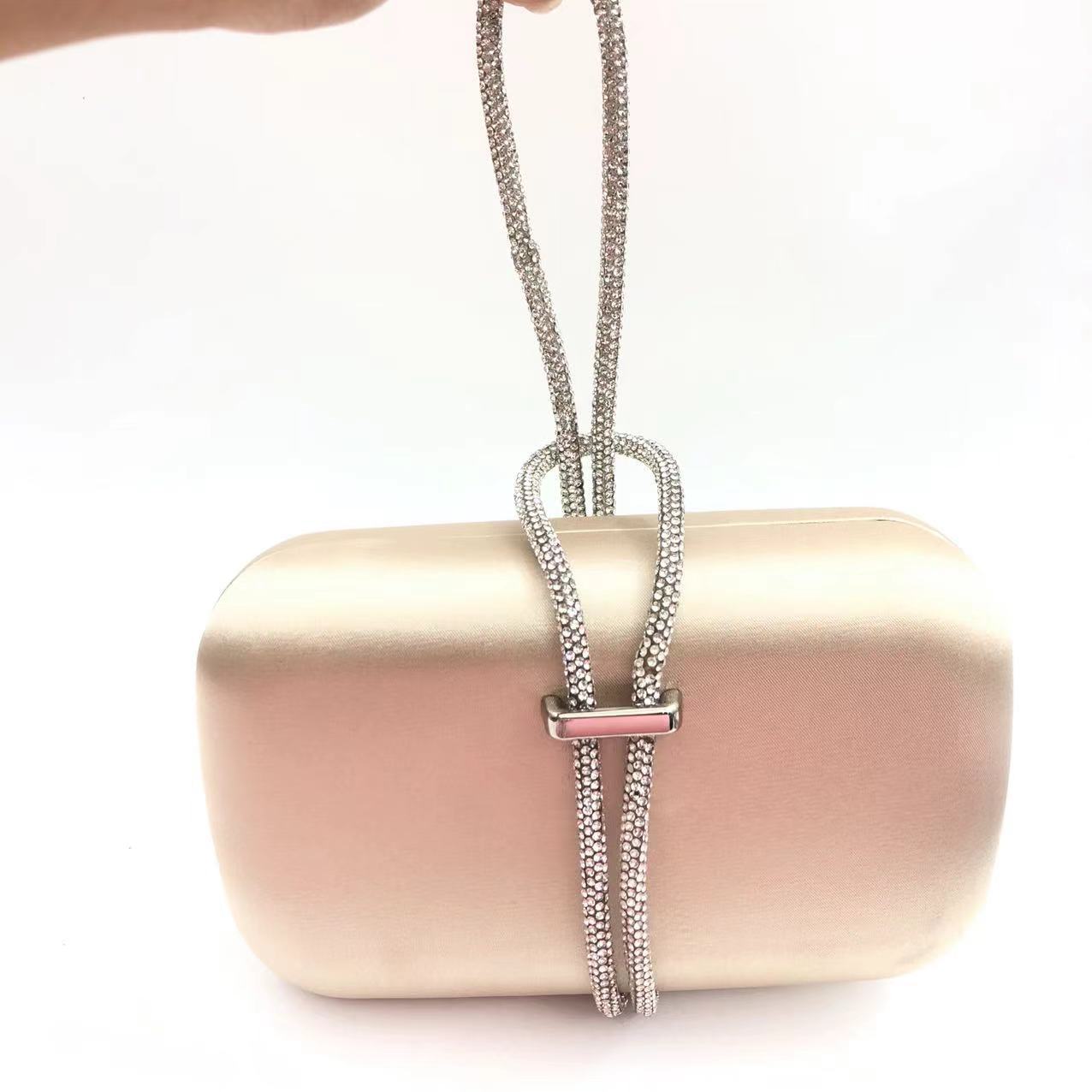 Women's Veet Iron Box Dinner Bridesmaid Dress Garment Female Bucket Bag