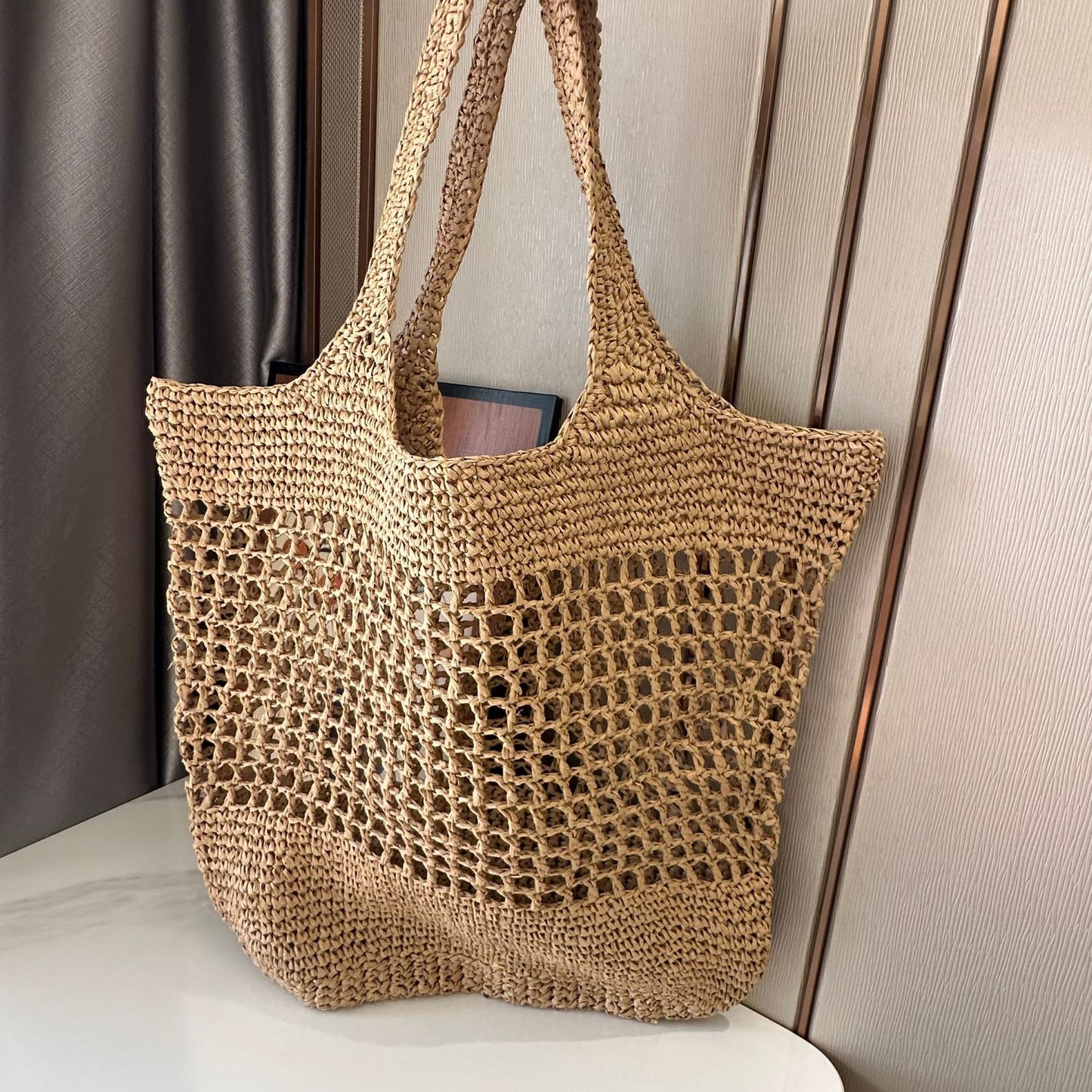 Women's Hollow Straw Woven French Large Capacity Vacation Beach Women's Handbag