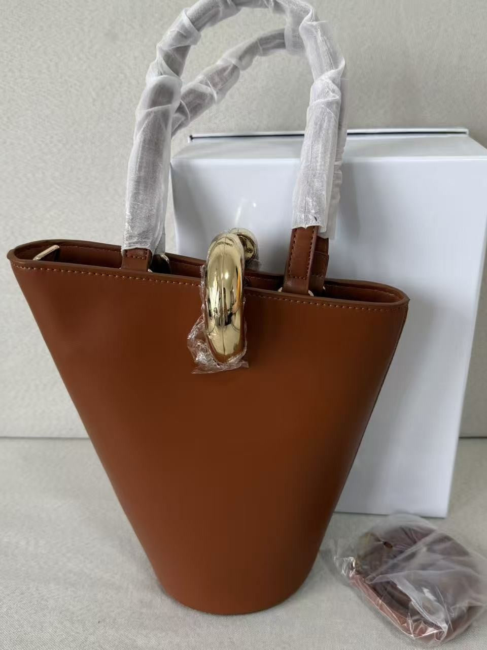 Cool Attractive Women's Correct Letter Fashion Women's Messenger Bag