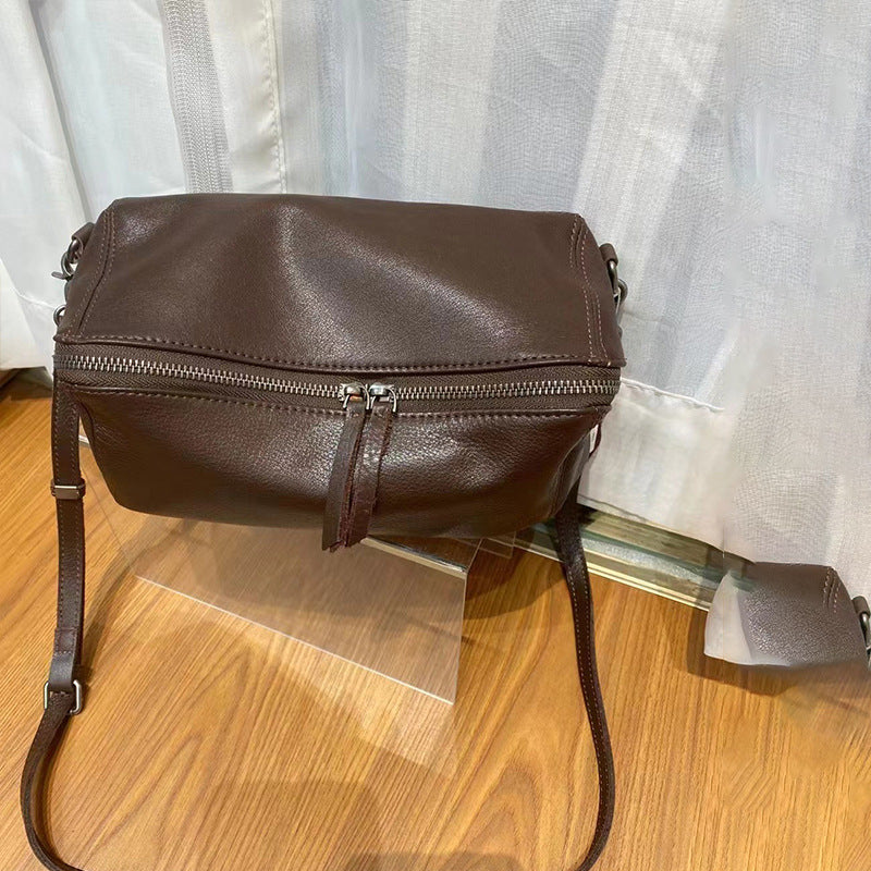 Women's Handmade Retro Lightweight Simple Peasant Cowhide Soft Bags