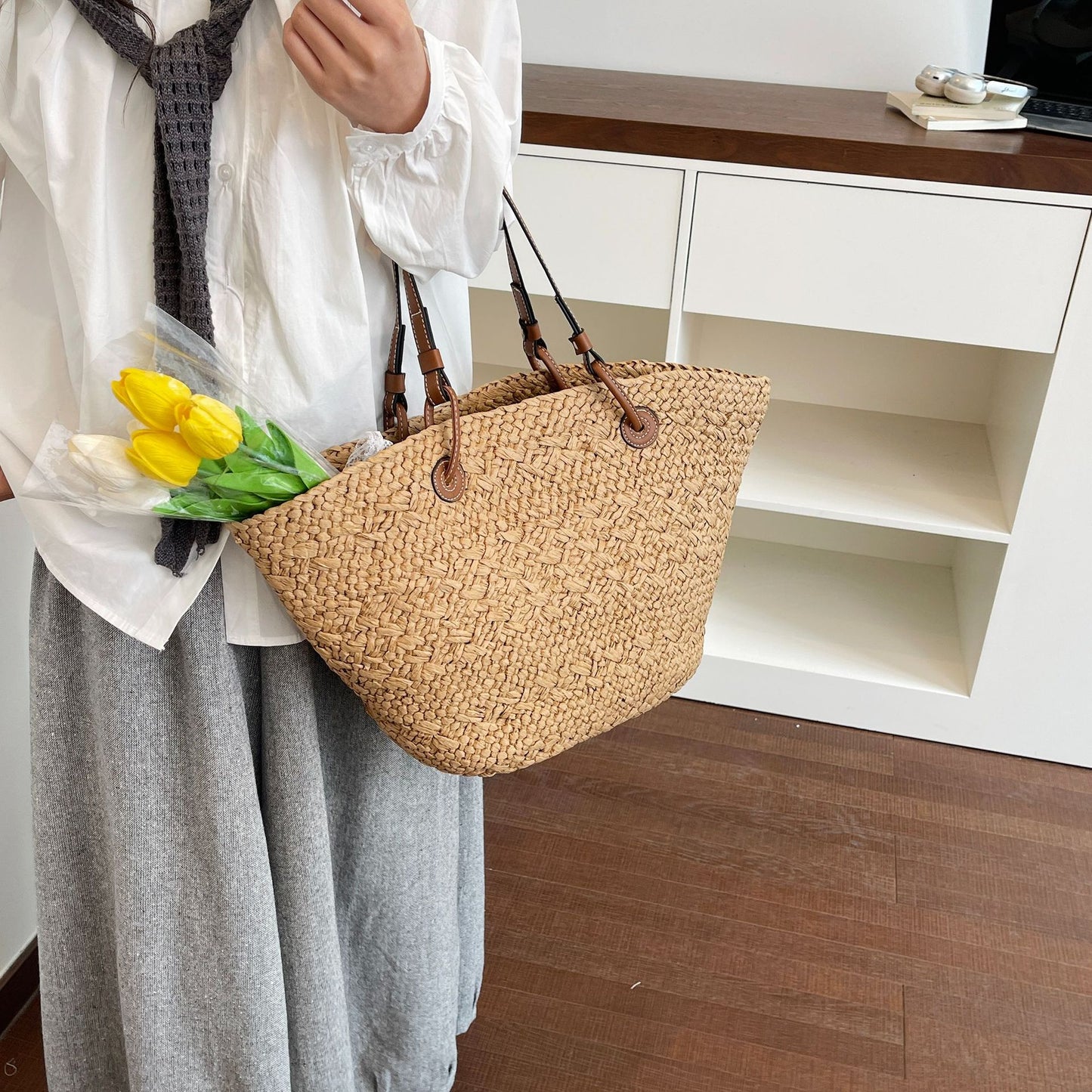 Women's Straw Woven Vegetable Basket Large Capacity Commuter Summer Seaside Vacation Tote Bag
