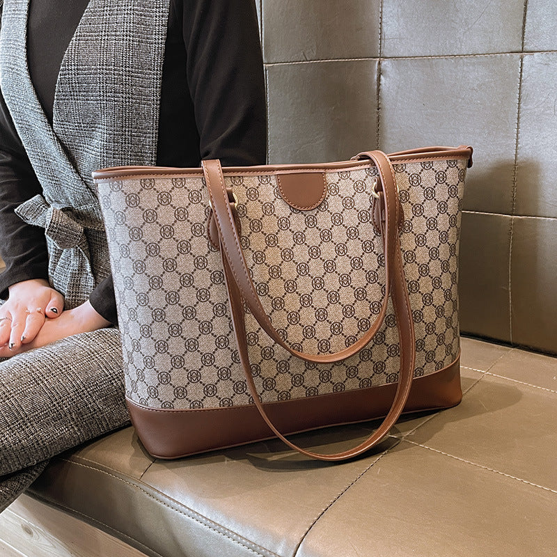 Women's Retro High-grade Hand Commuter Fashion Tote Bag