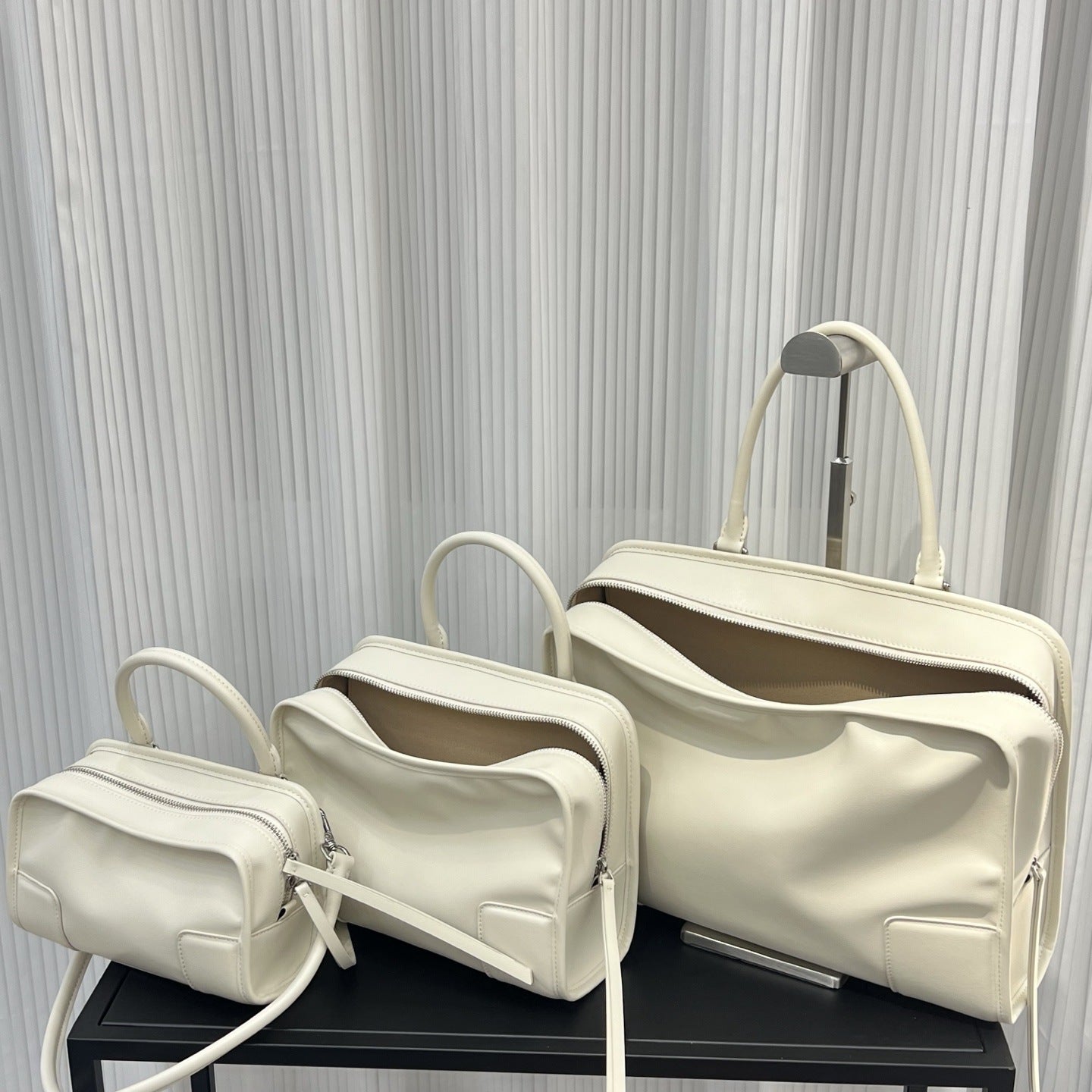 Glamorous Bowling Niche Retro Commuter Leather Women's Shoulder Bag