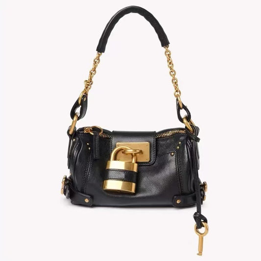 Women's Design Retro Easy Matching Large Twist High-grade Light Bags
