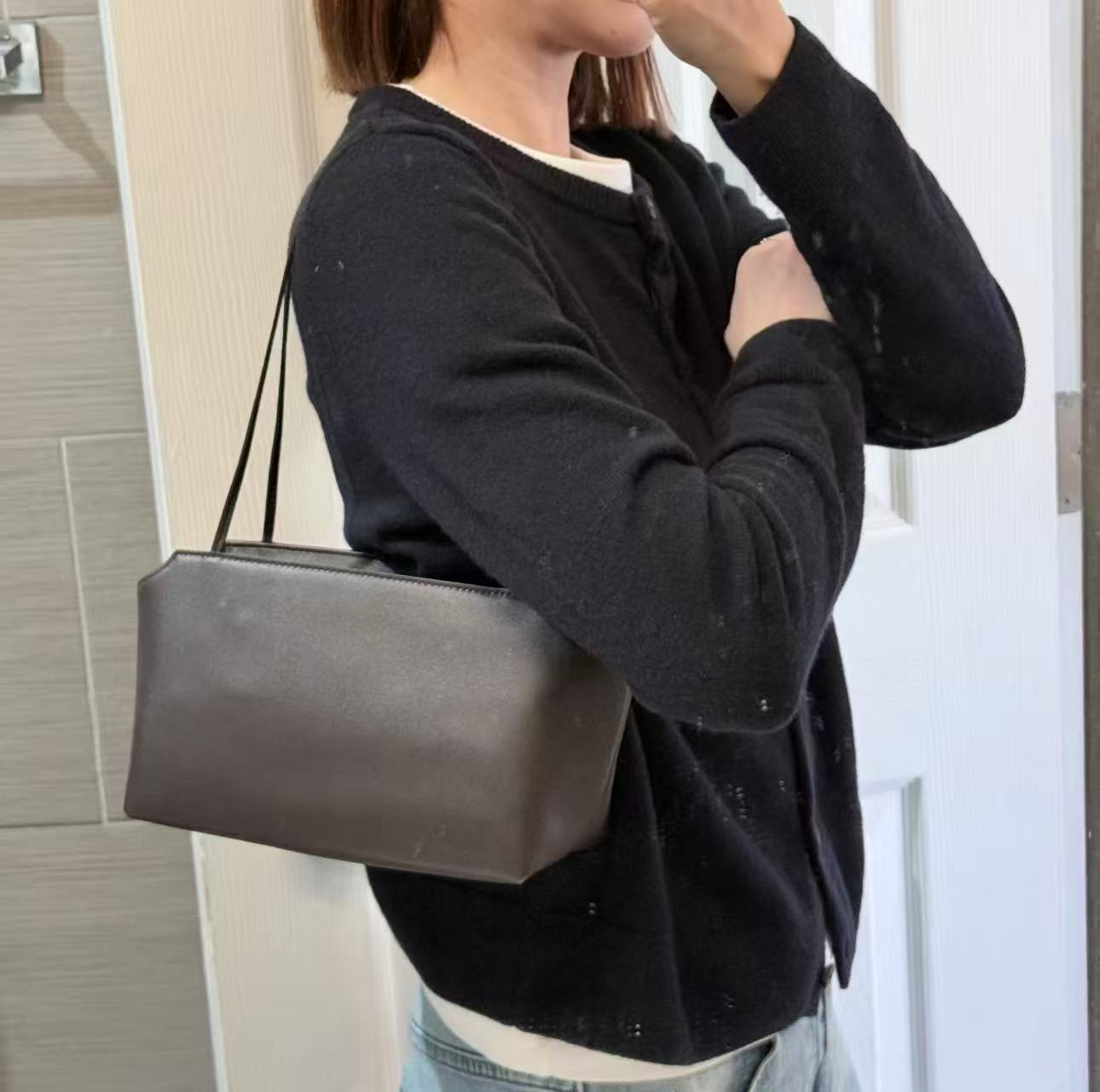 Early Spring Genuine Leather Minimalist Easy Matching Inside Underarm Bag
