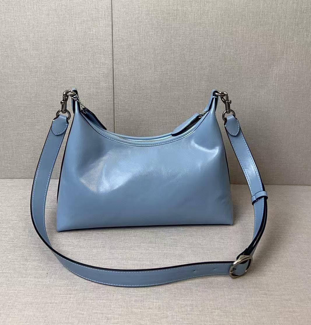 Women's Fashion Oil Wax Leather Zipper Portable Bags