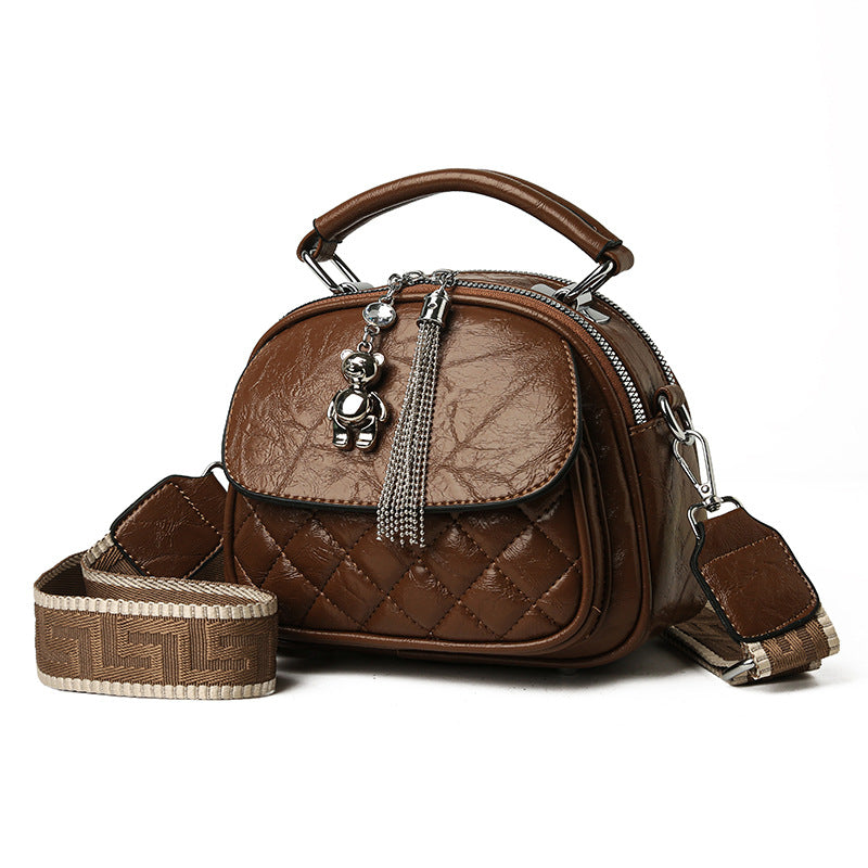 Women's Fashion Rhombus Tassel Bear Pendant Round Bags