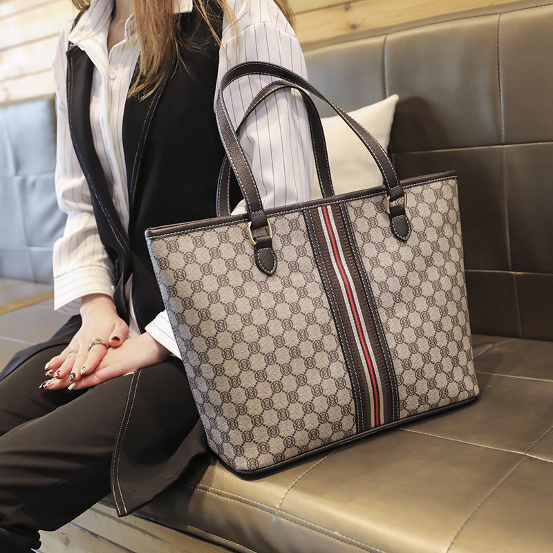 Beautiful Women's Commuter Large Capacity Underarm Tote Bag