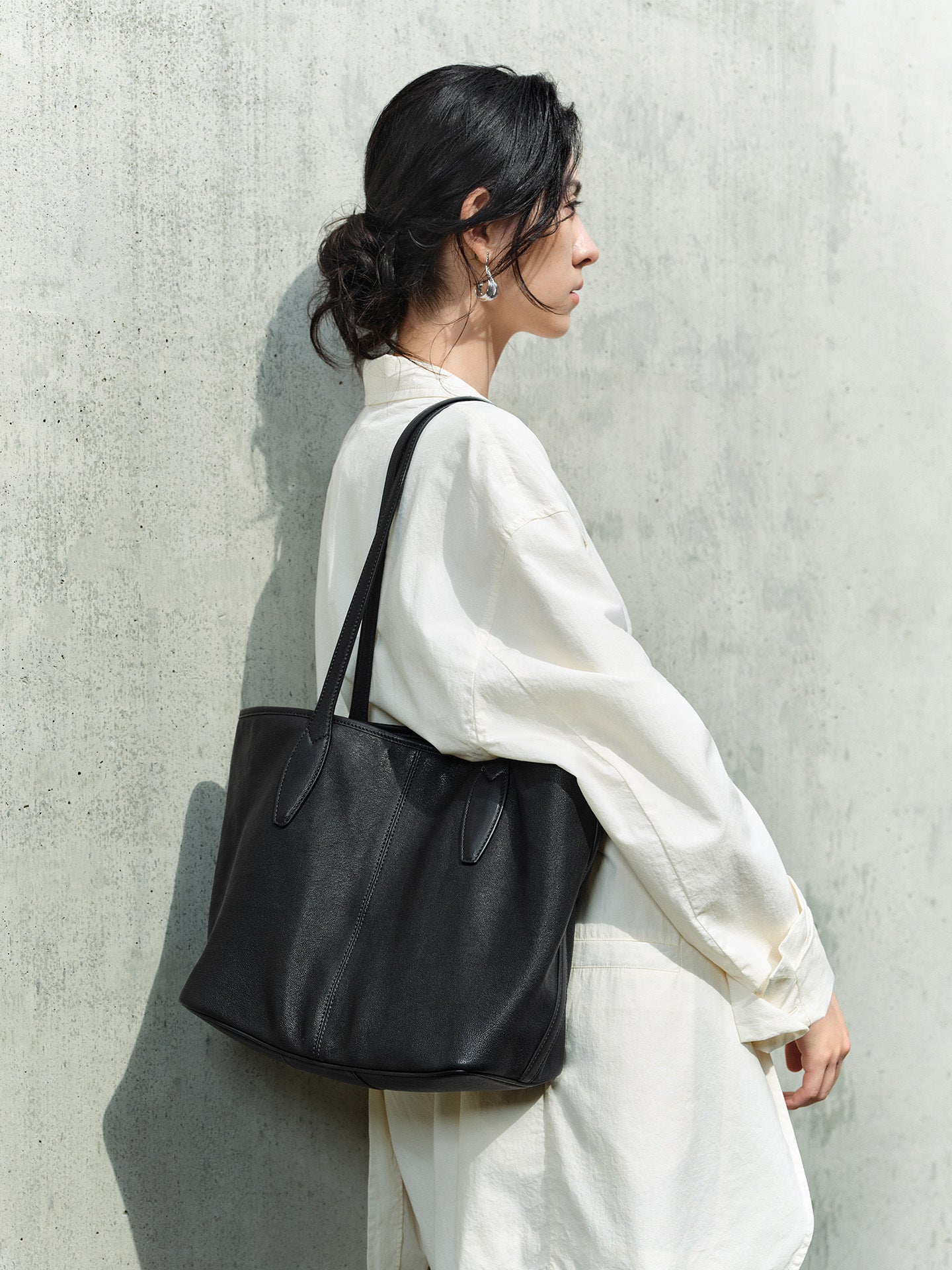 Women's Vegetable Tanned Sheepskin Long Large Capacity Commuter Tote Bag