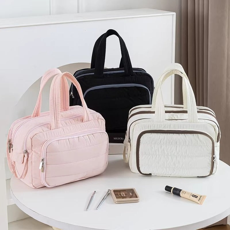 Large Capacity Partition Advanced Feeling Fluffy Makeup Bag