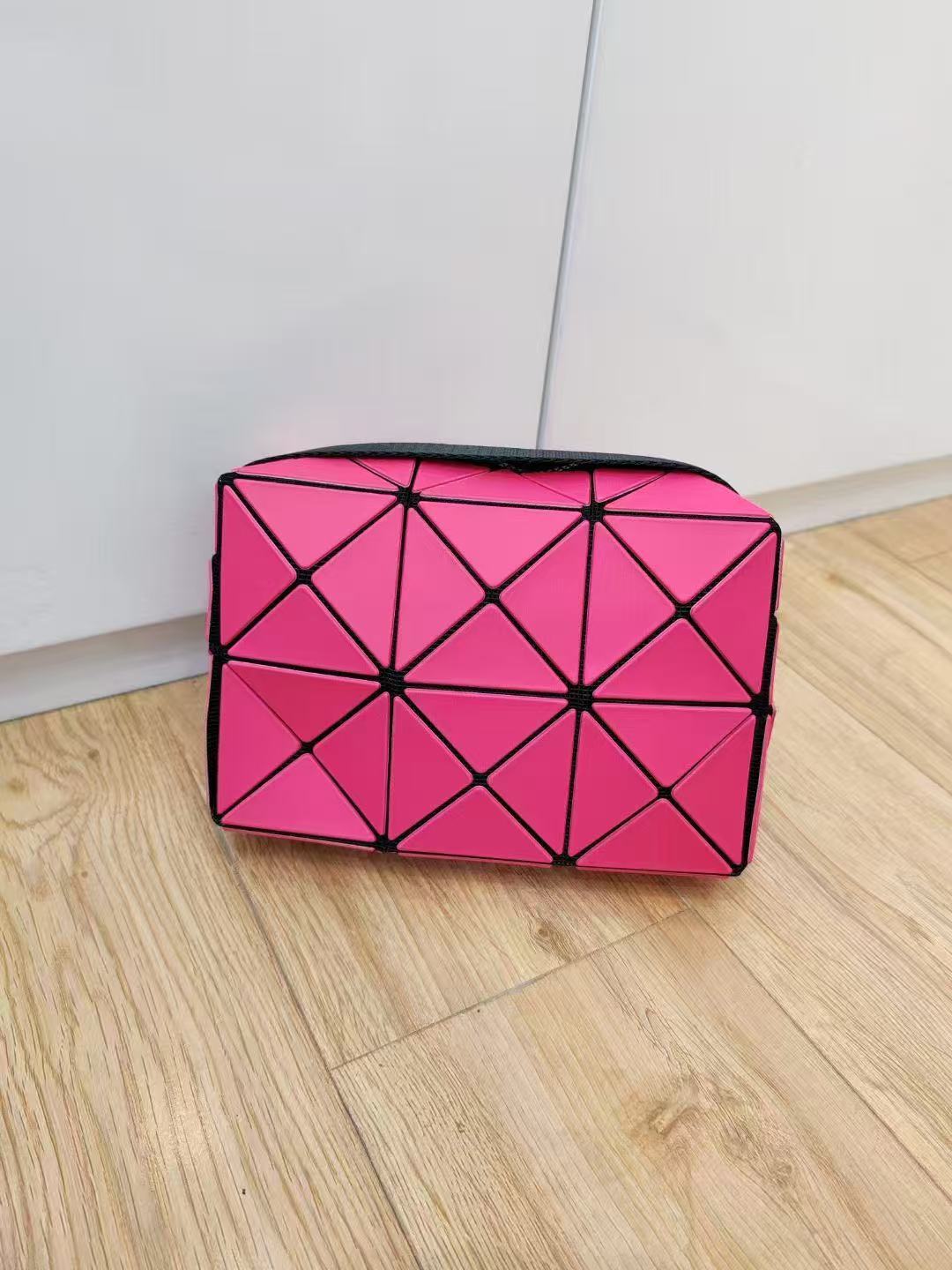 Women's Original Life Cupid Geometric Diamond Pattern Fashion Men's Shoulder Bags