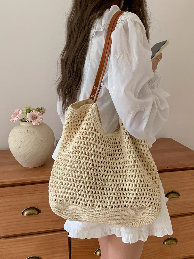 Women's Capacity Seaside Vacation Beach Woven Straw Bags