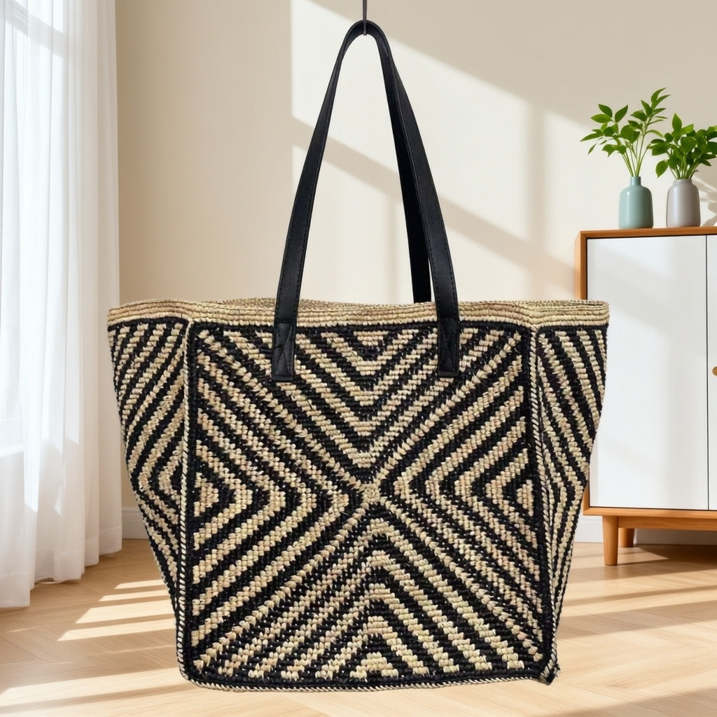 Women's Fashion Simple Elegant Raffia Vacation Beach Women's Shoulder Bag