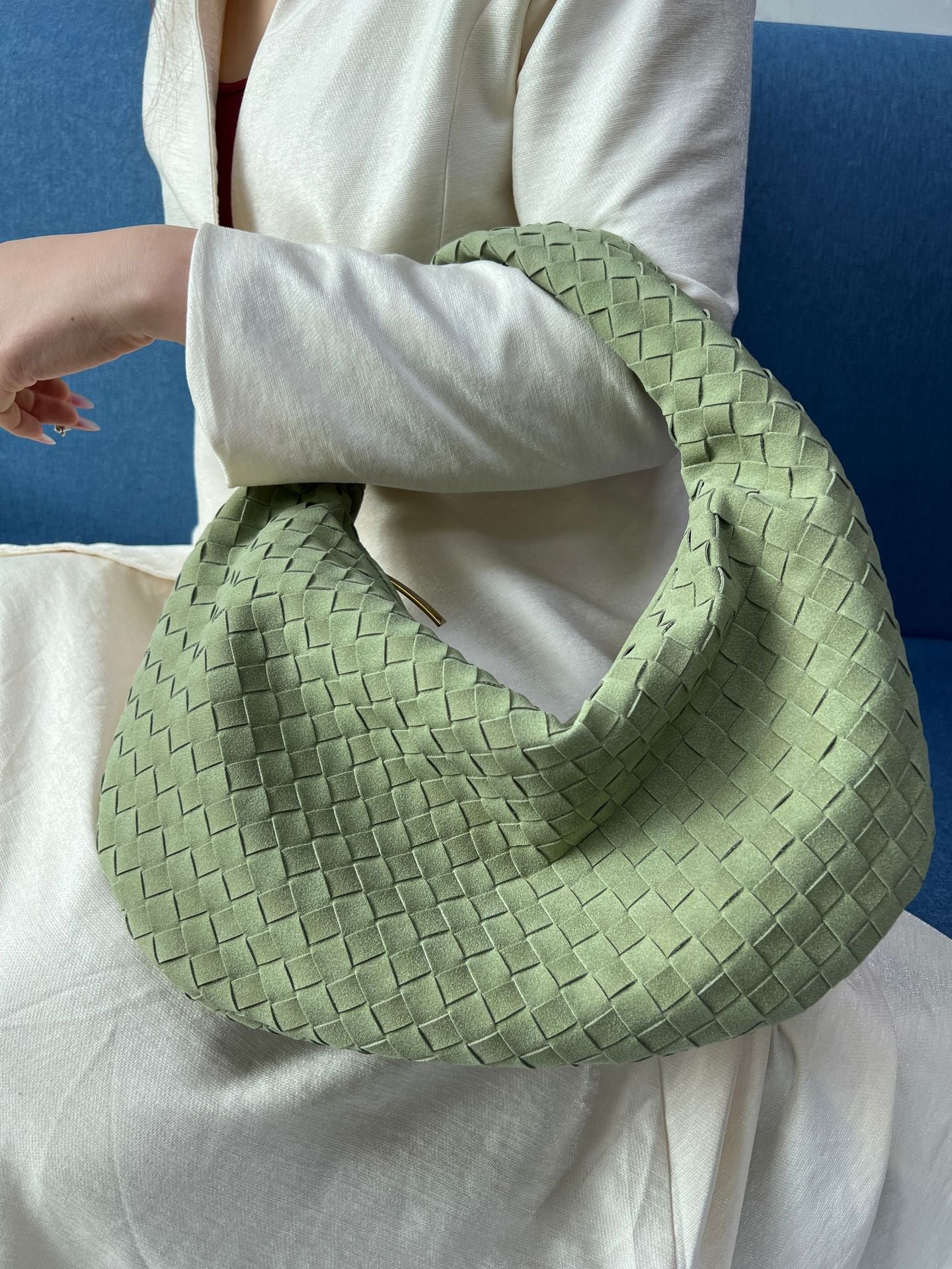Large Frosted Woven Handmade Underarm Commute Shoulder Bags