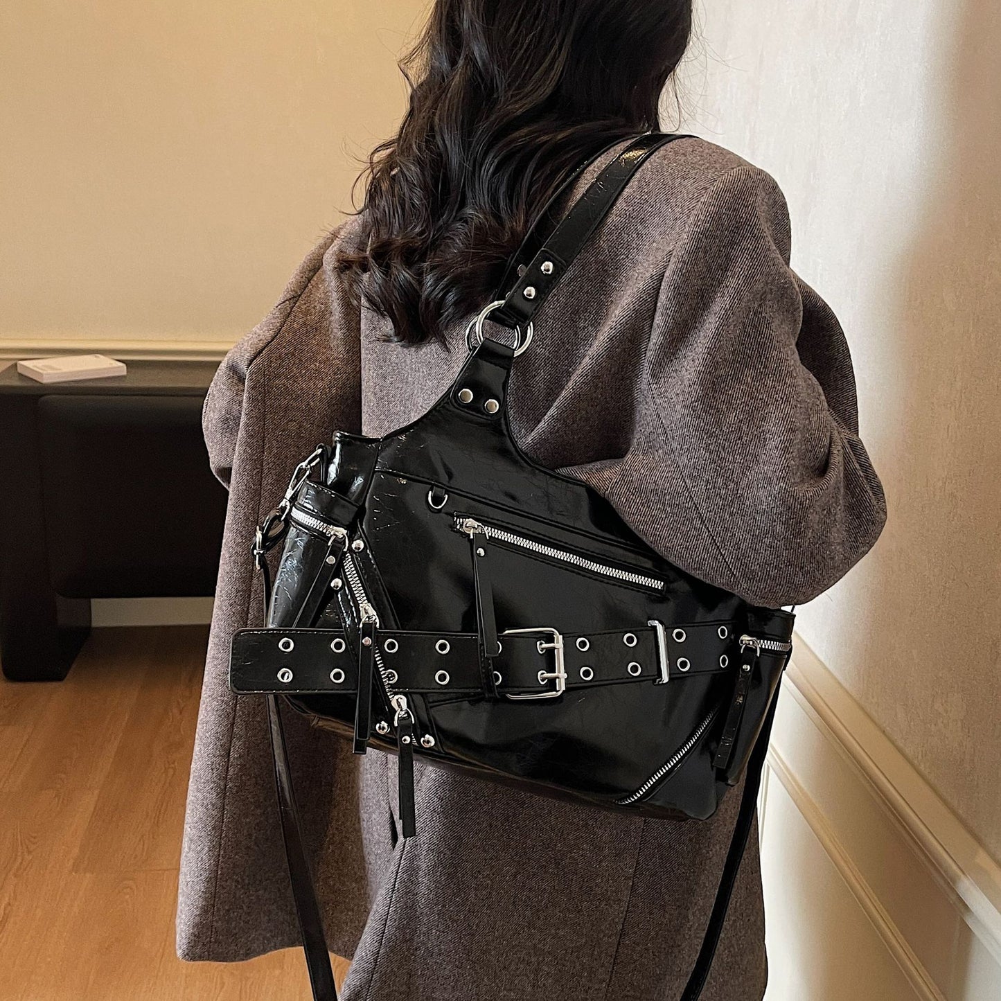 Women's Sweet Cool Hot Style Underarm Locomotive Dumpling Bags