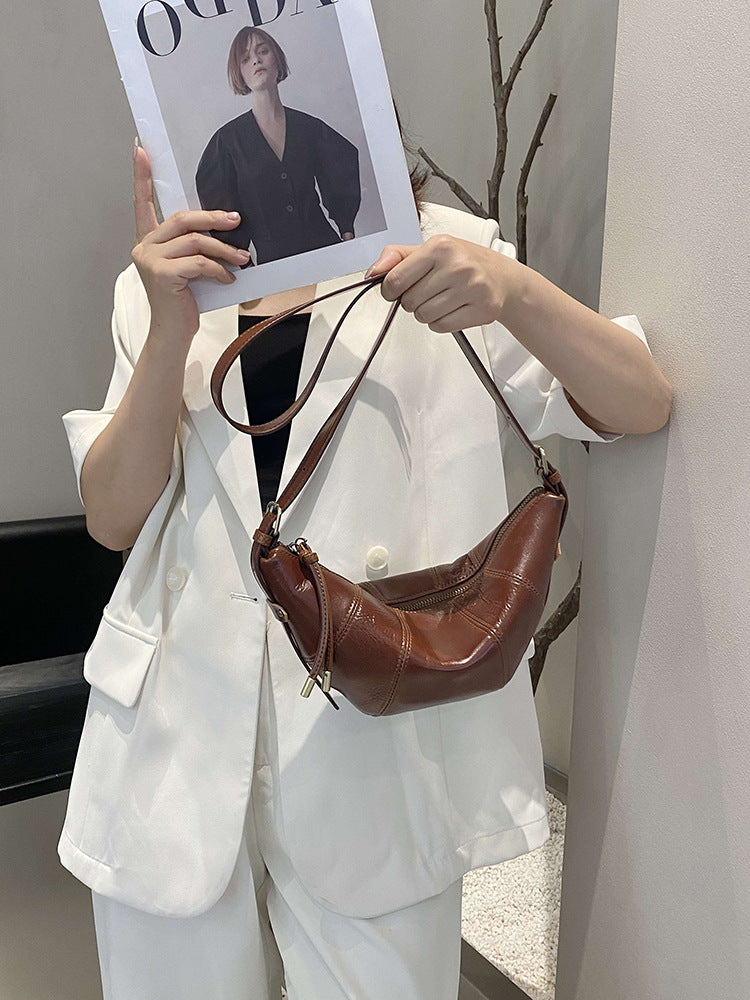 First Layer Cowhide Dumpling Advanced High Horn Sense Niche Crescent Women's Messenger Bag